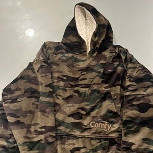 Junior Comfy. Never worn.